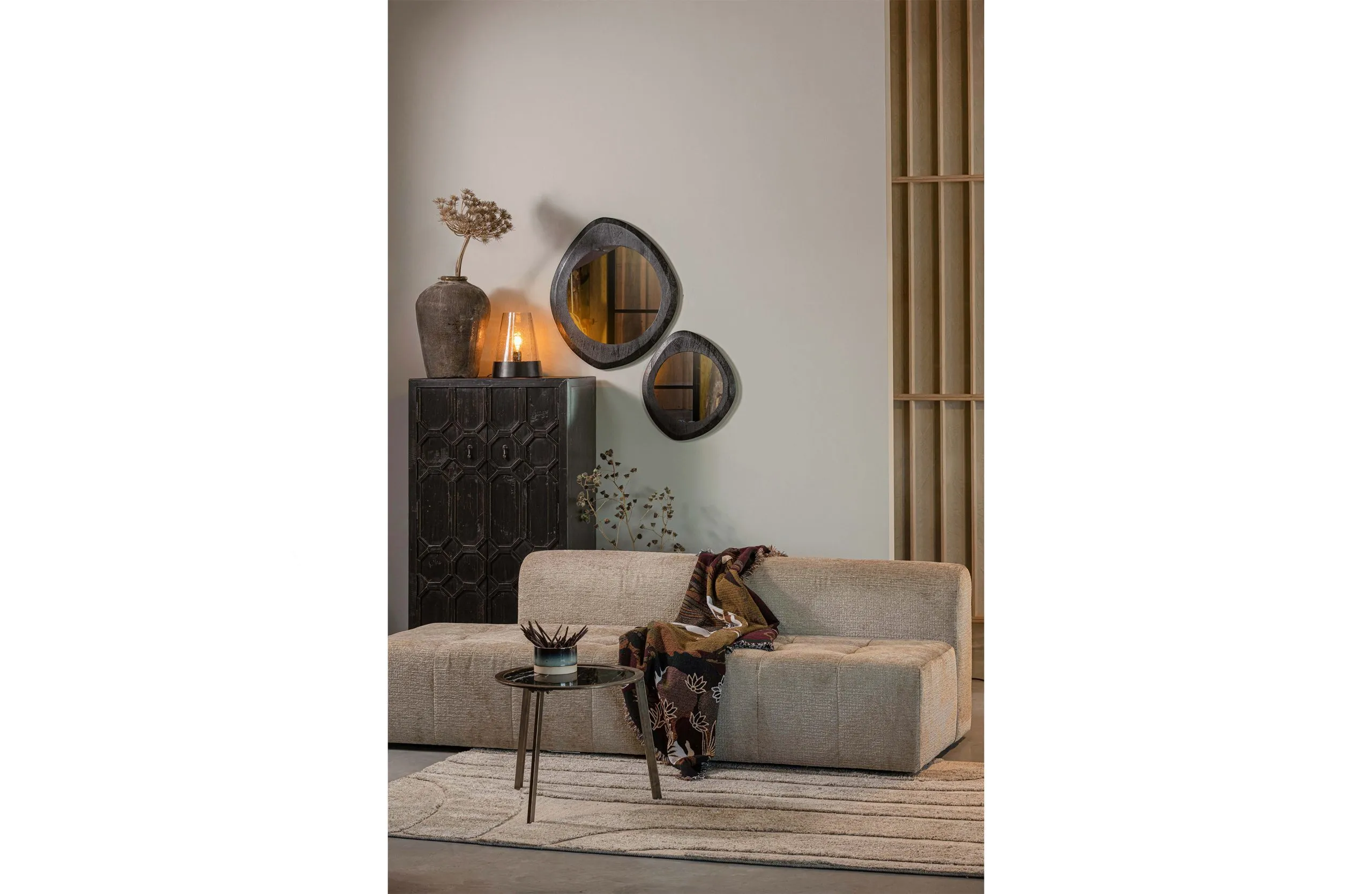 Enclose Spiegel Met Houten Rand Zwart 70x60cm