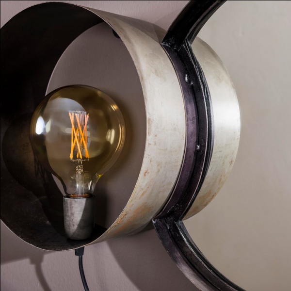 Wandlamp charger spiegel + lamp / Oud zilver