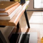 Wand kaptafel step / Massief acacia naturel