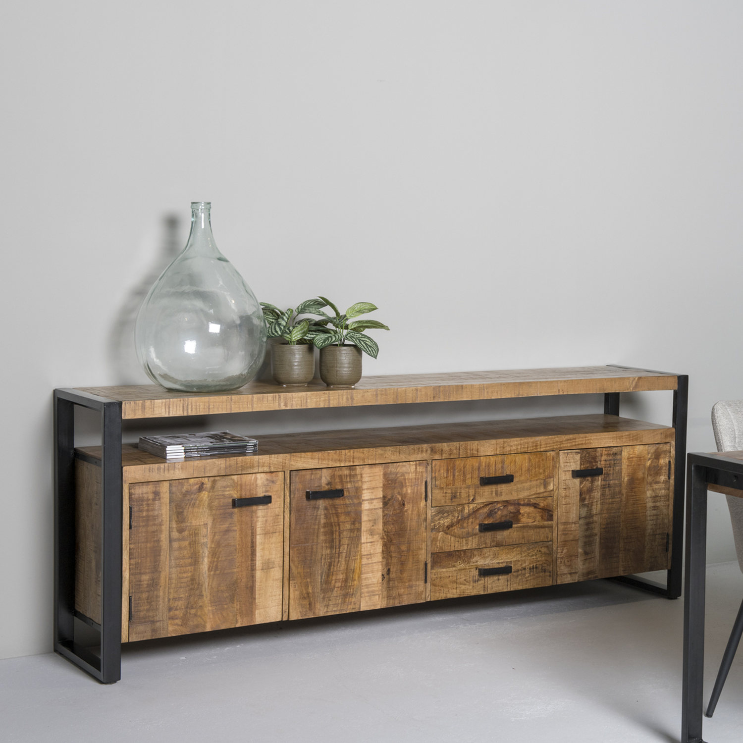Dressoir Nairobi 210