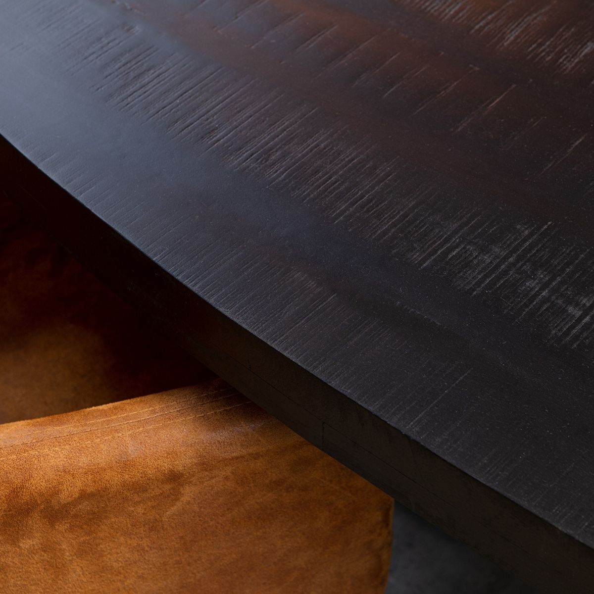 Eetkamertafel Denver Black Ovaal 240