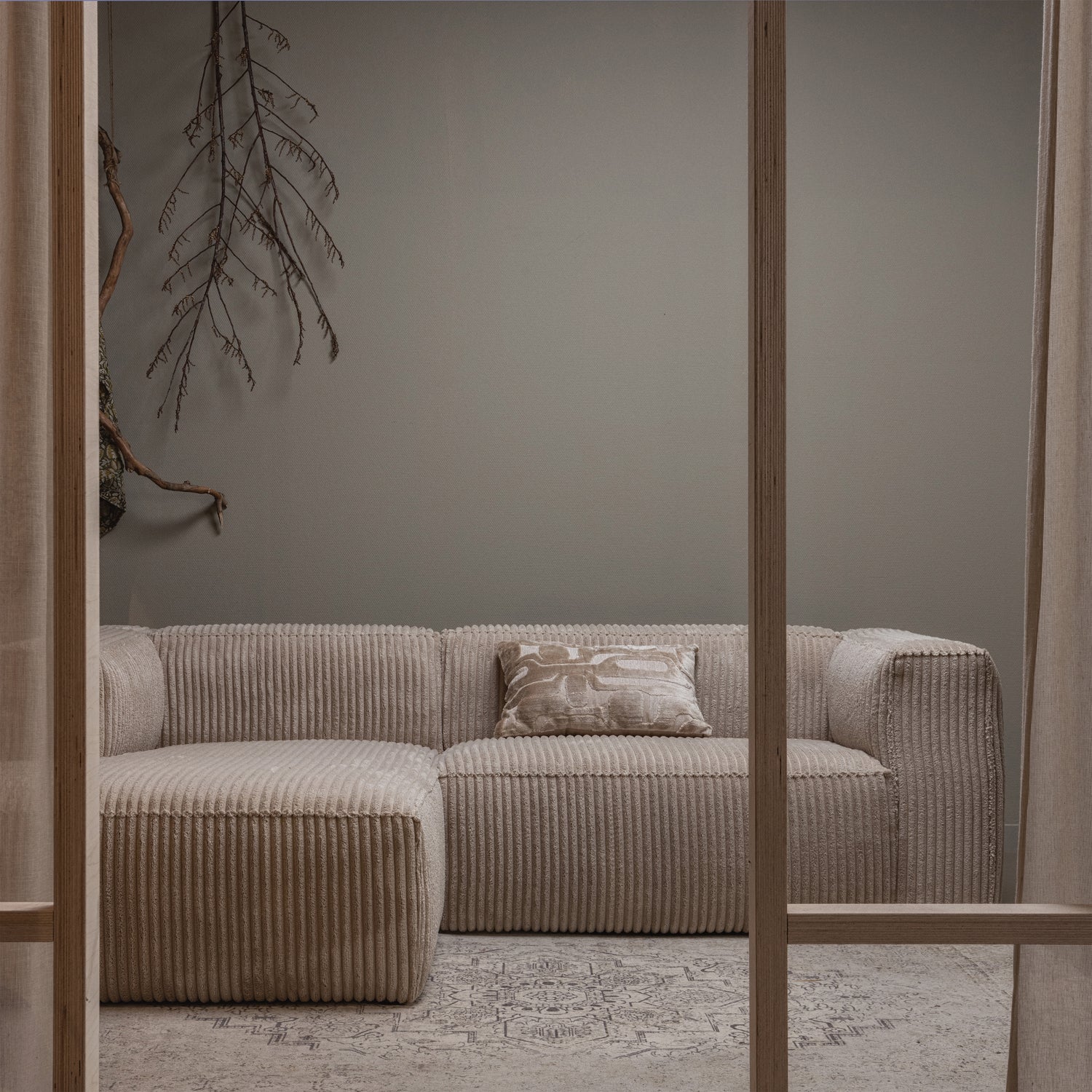 BEAN CHAISE LONGUE LINKS GROVE RIBSTOF TRAVERTIN