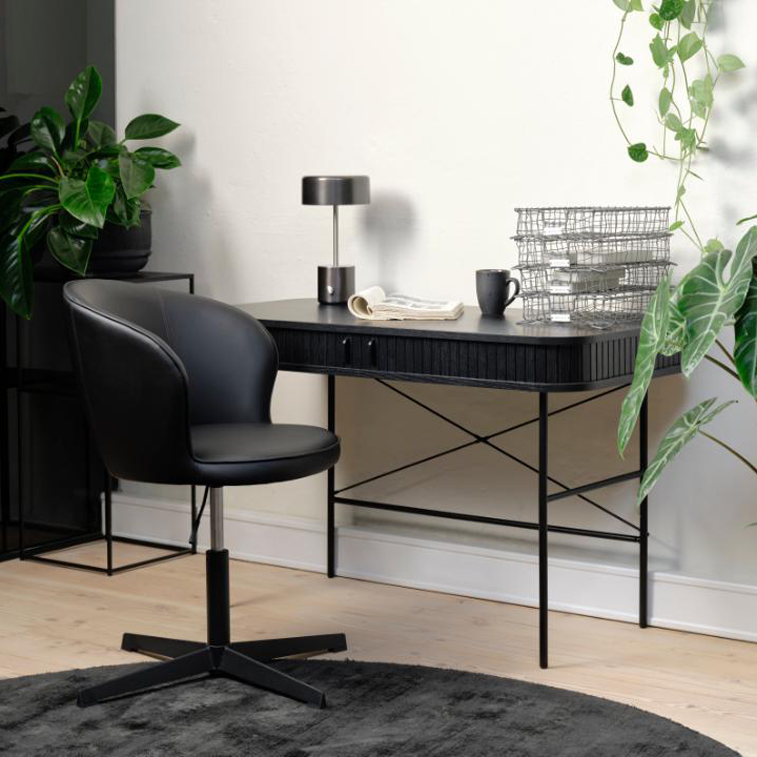 Bureau Nola Zwart