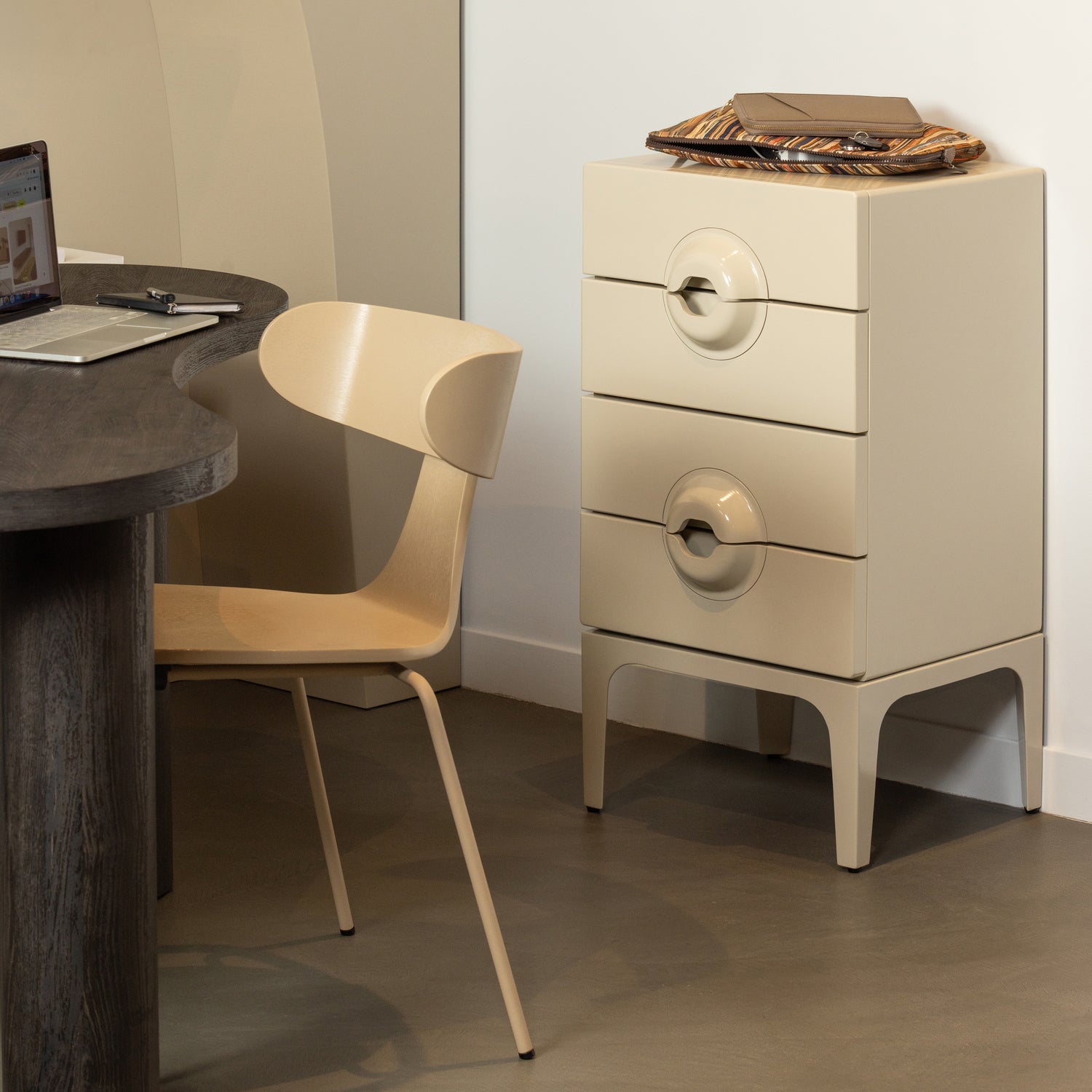MERGE LADEKAST 4 LADES HOUT GREIGE