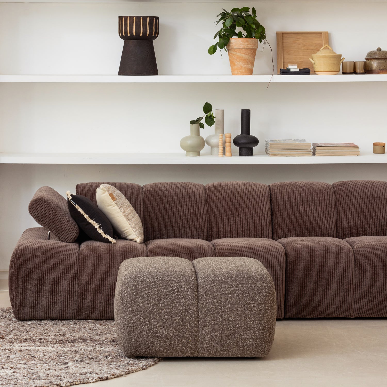 MOJO POEF 45x80x60CM BOUCLE BRUIN MELANGE