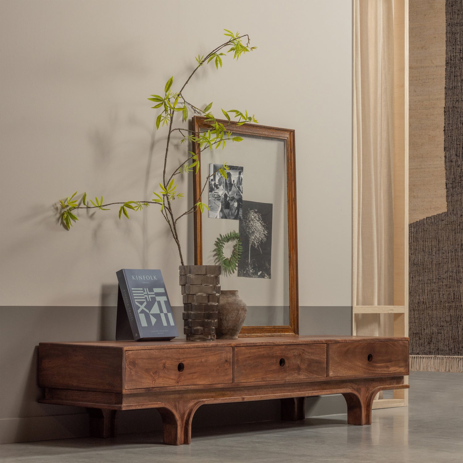 STAES TV-MEUBEL 3 LADES MANGO HOUT WALNOOT