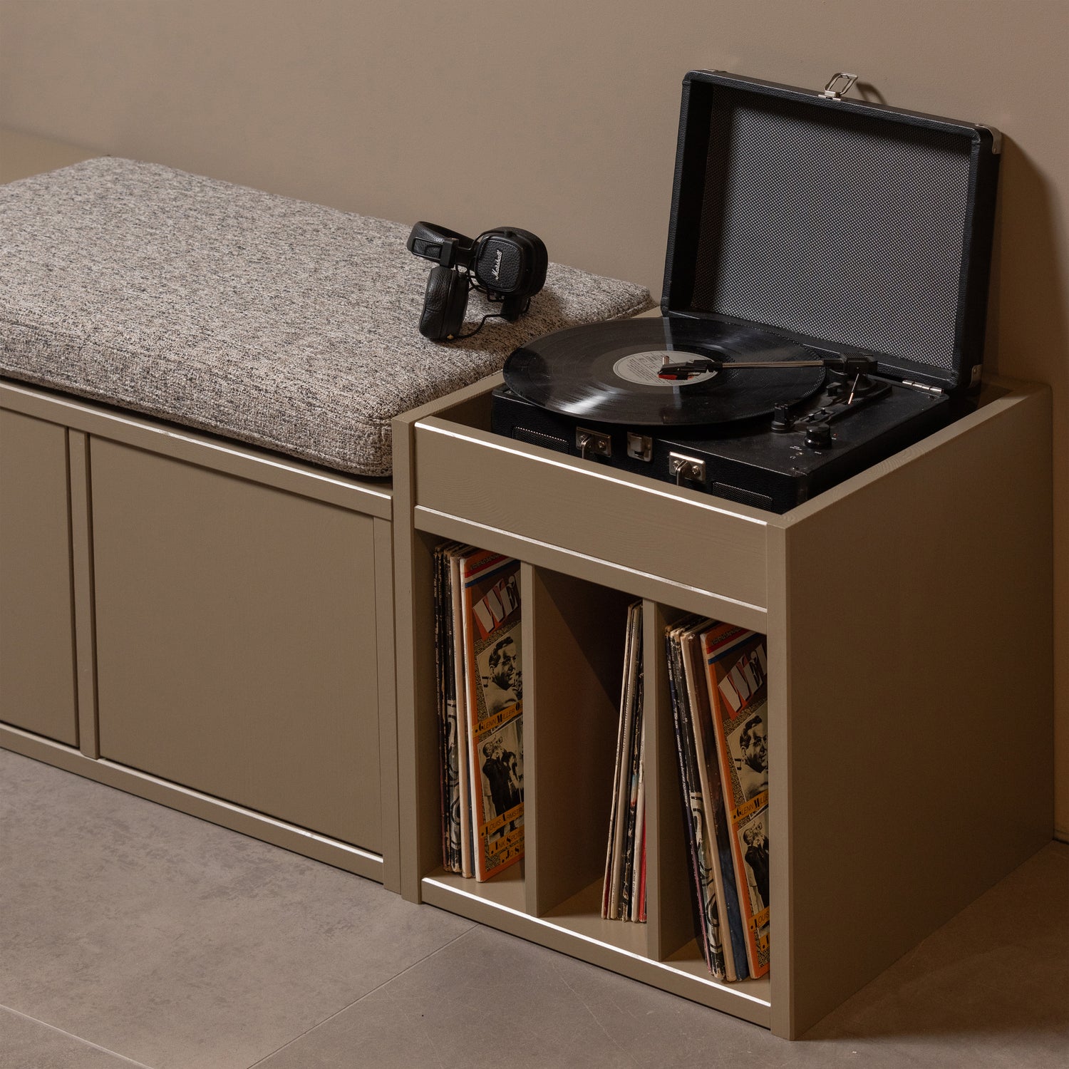 TURNER PLATENKAST GRENEN MUD [fsc]