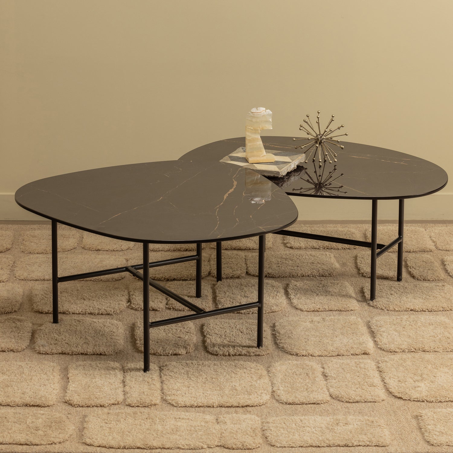 VAJEN SALONTAFEL MET ZWART MARMEREN LOOK BLAD 80x60CM