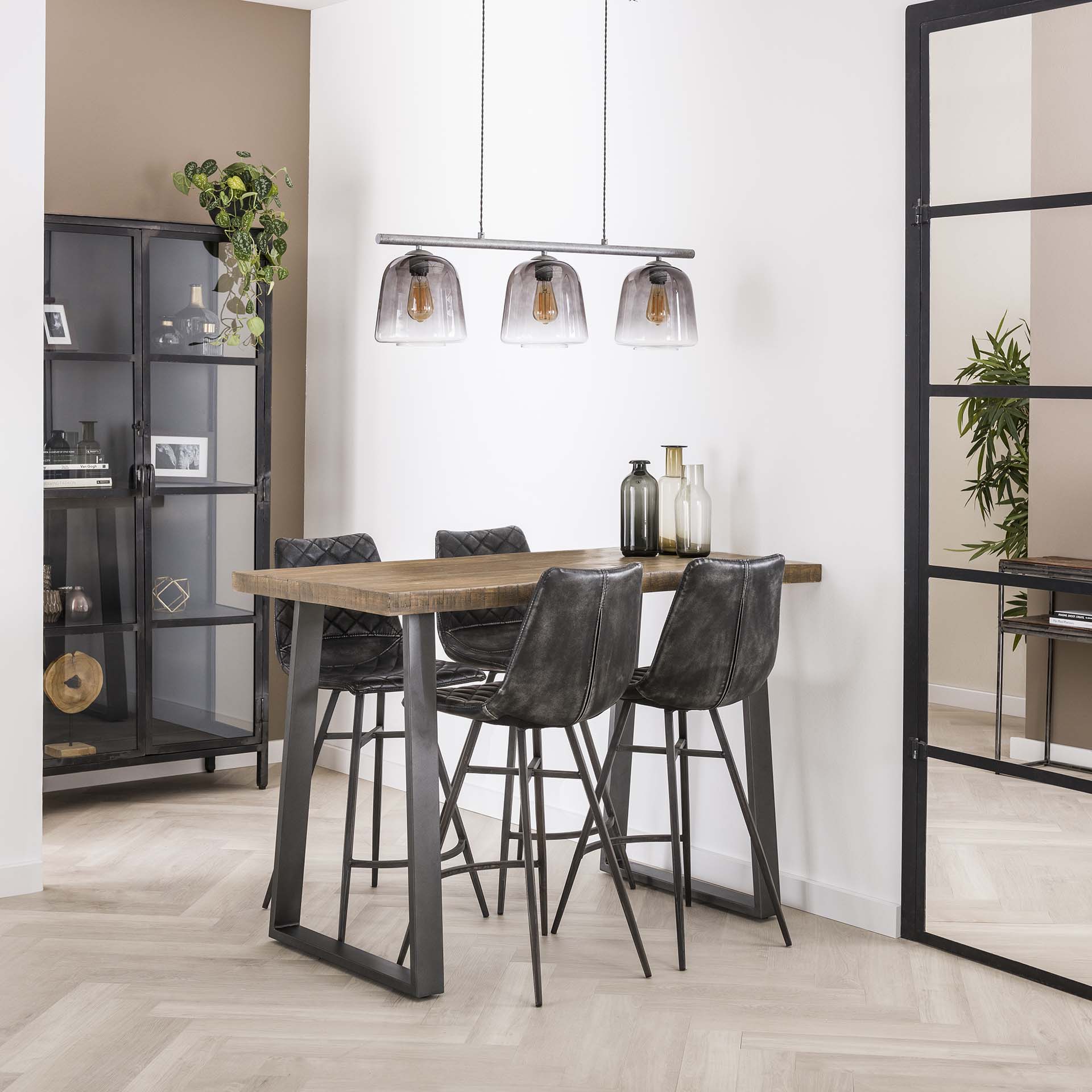 Bartafel 135x70 massief trapeziumvormig / Massief mango blank antiek