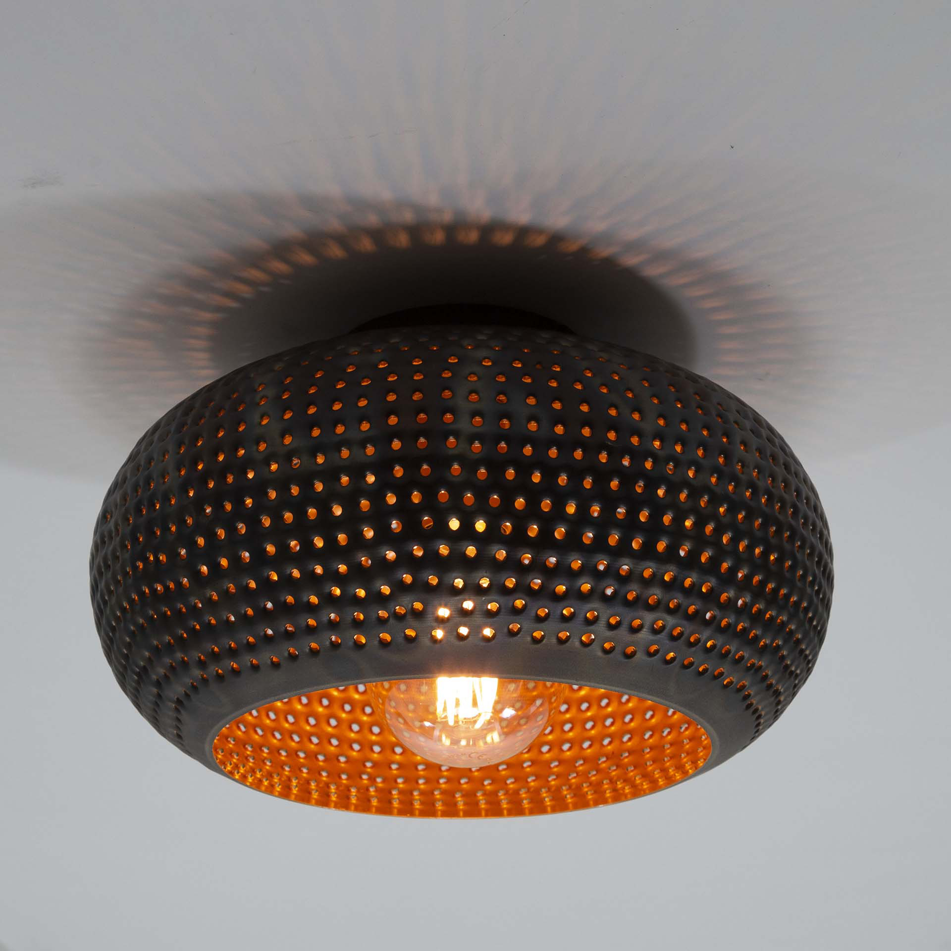 Plafondlamp 35 disk punch / Zwart bruin