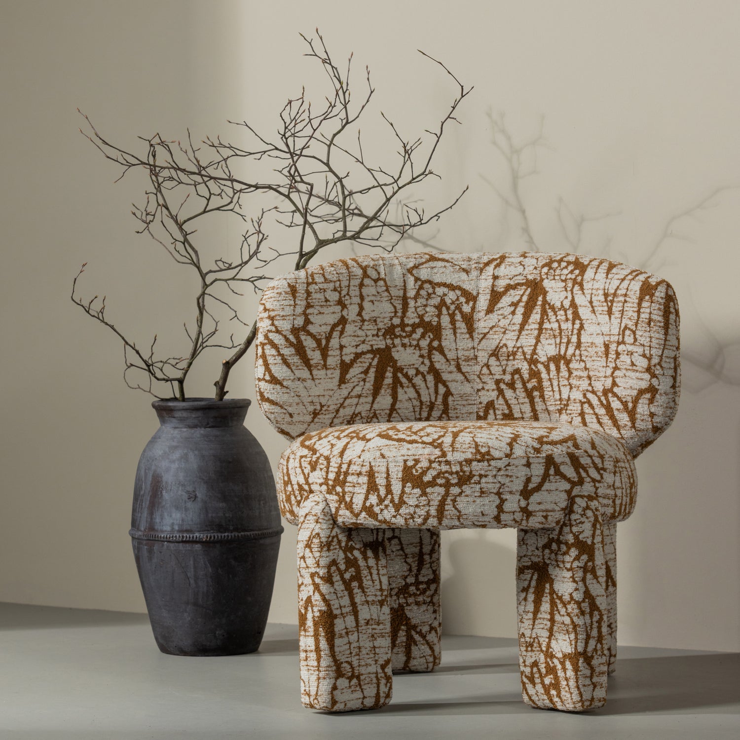 UPKE FAUTEUIL MET DESSIN NATUREL/BRUIN