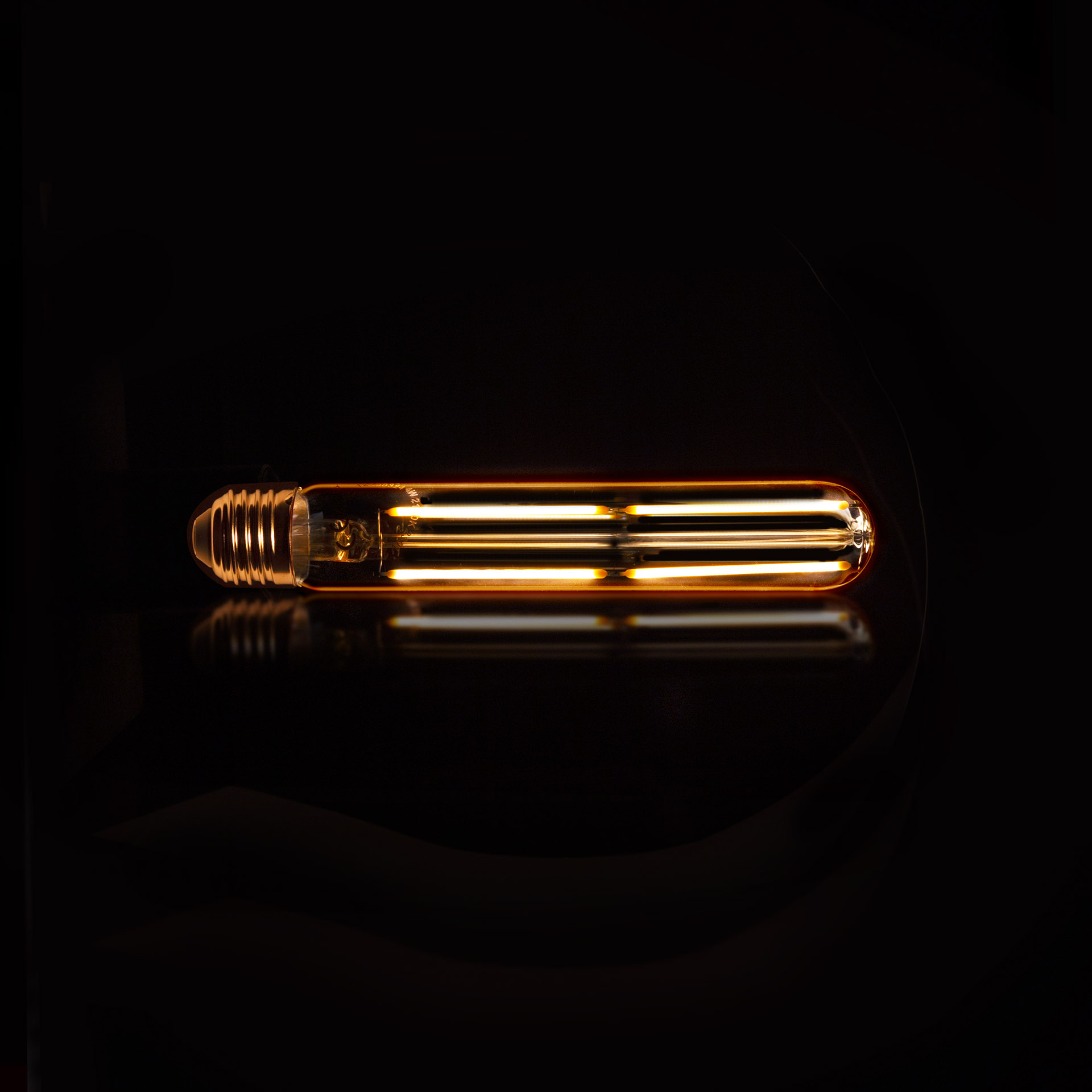 Lichtbron LED [T32-L185] filament buis 18,5 cm - E27 4W 2100K 280lm dimbaar / Amberkleurig glas