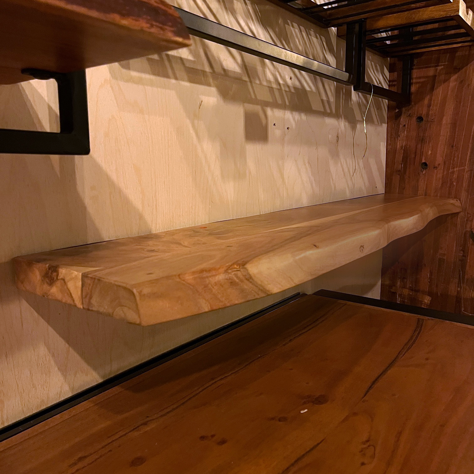 Wandplank Zwevend Acacia Live Edge 115