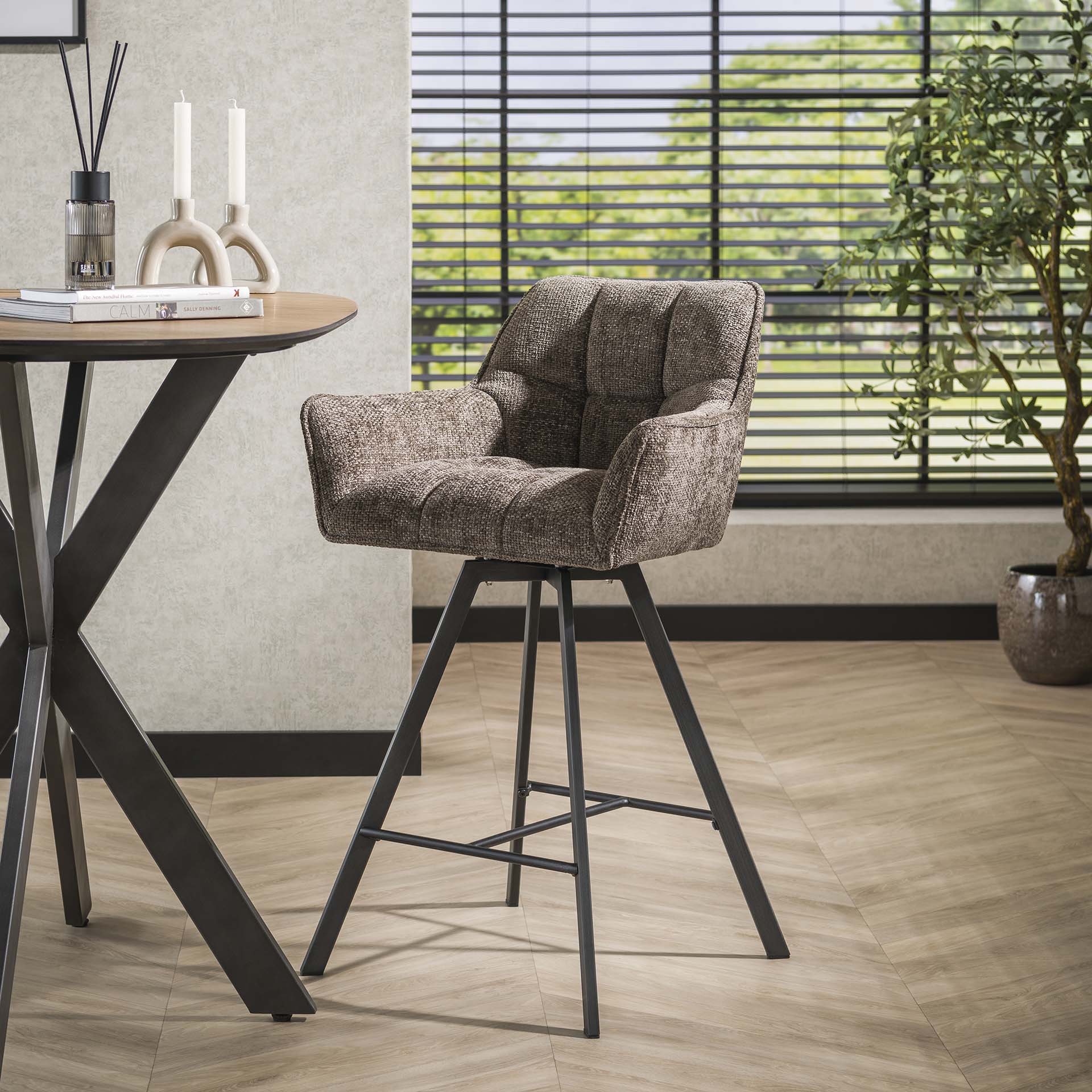 Barstoel raster draaibaar. VPE2 / Rich taupe