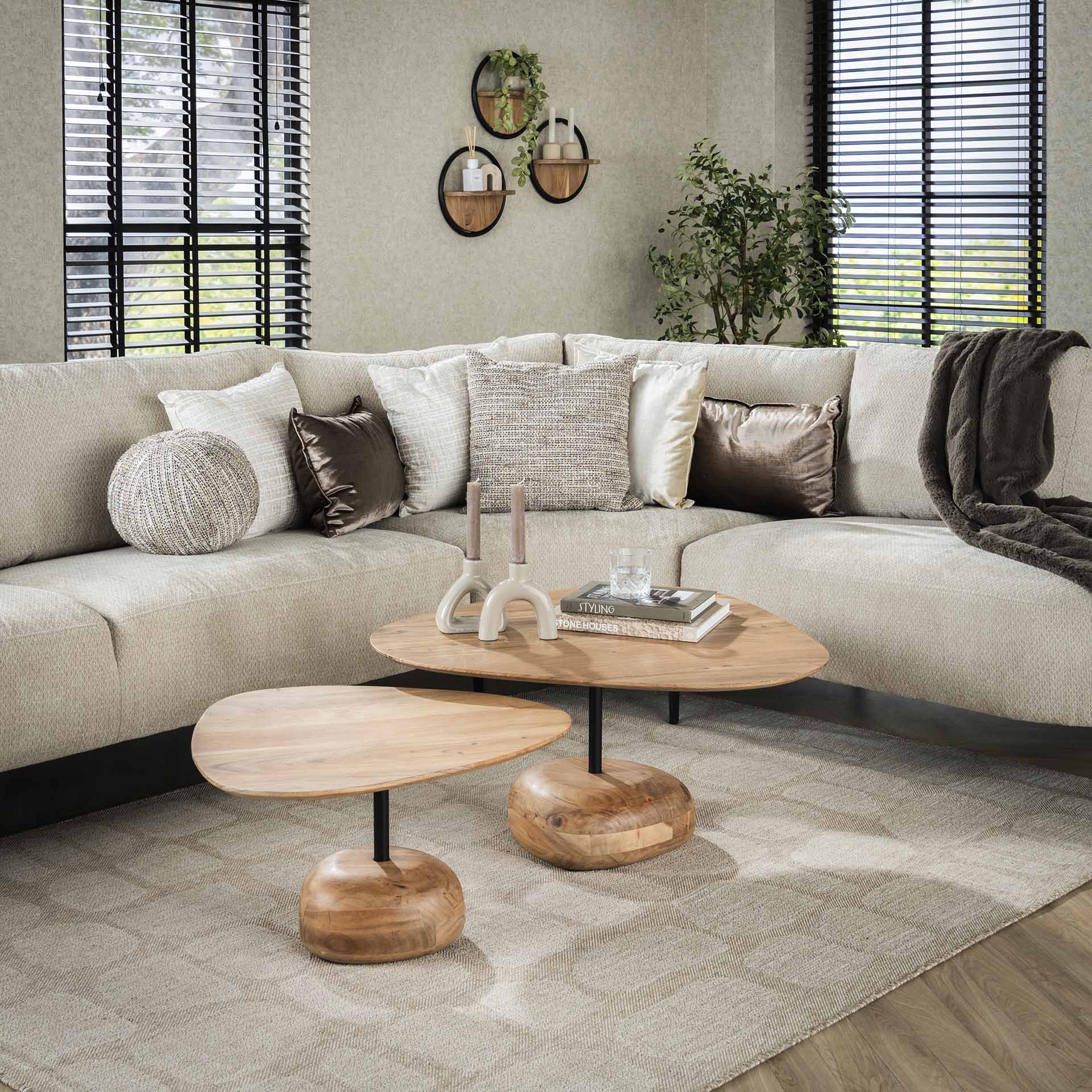 Salontafel set/2 driehoekig blad / Massief acacia naturel