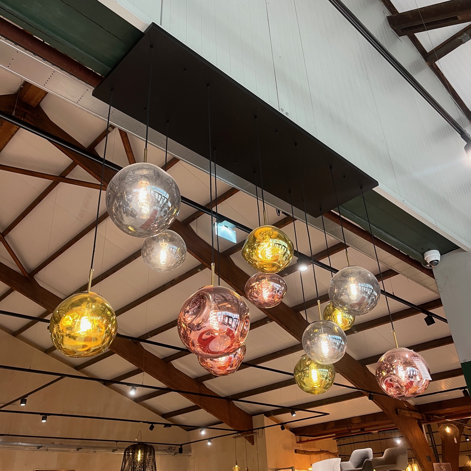 Showroommodel, zelf afhalen! Hanglamp Dino 12 lichts