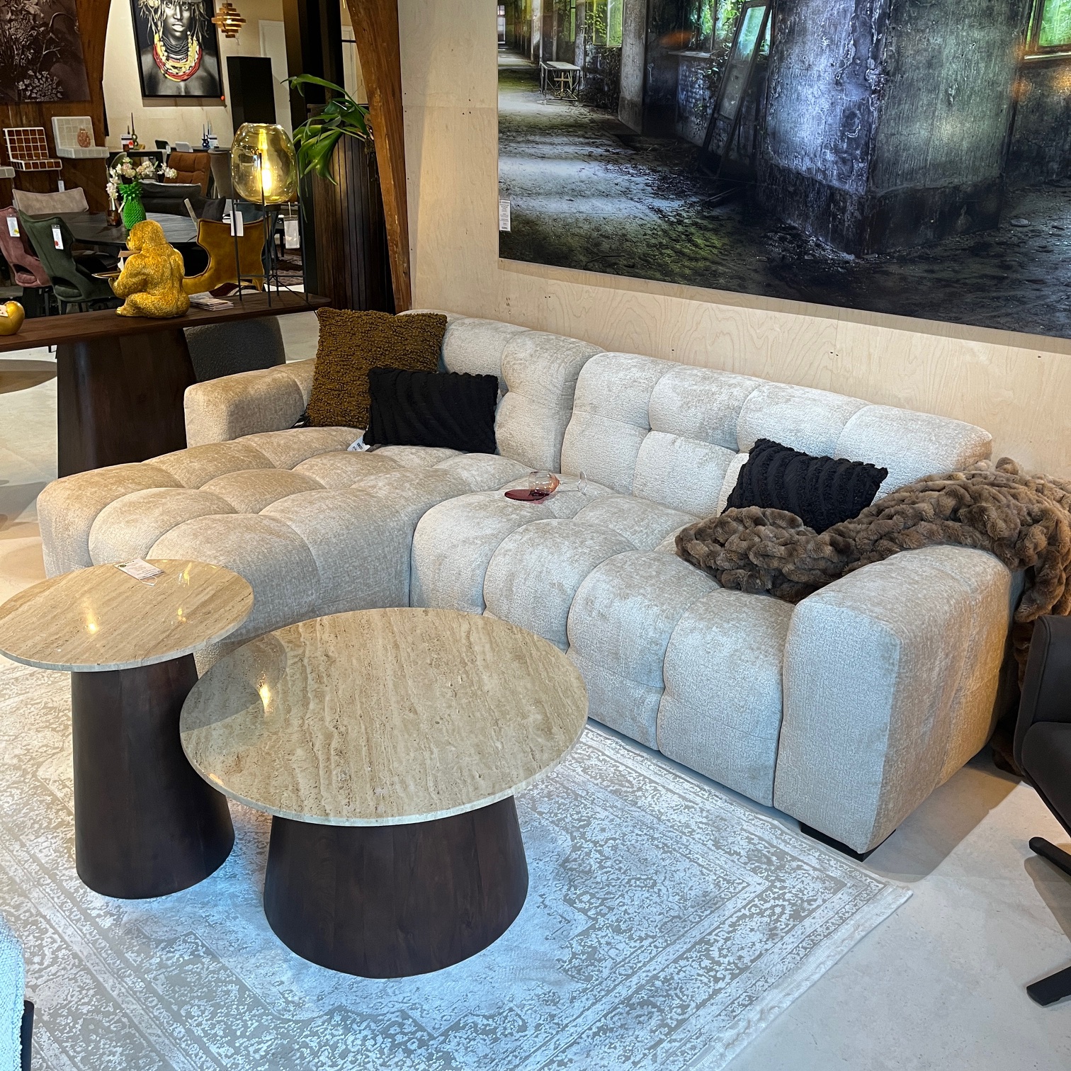 Showroommodel, zelf afhalen! Loungebank Quatro structure velvet Links