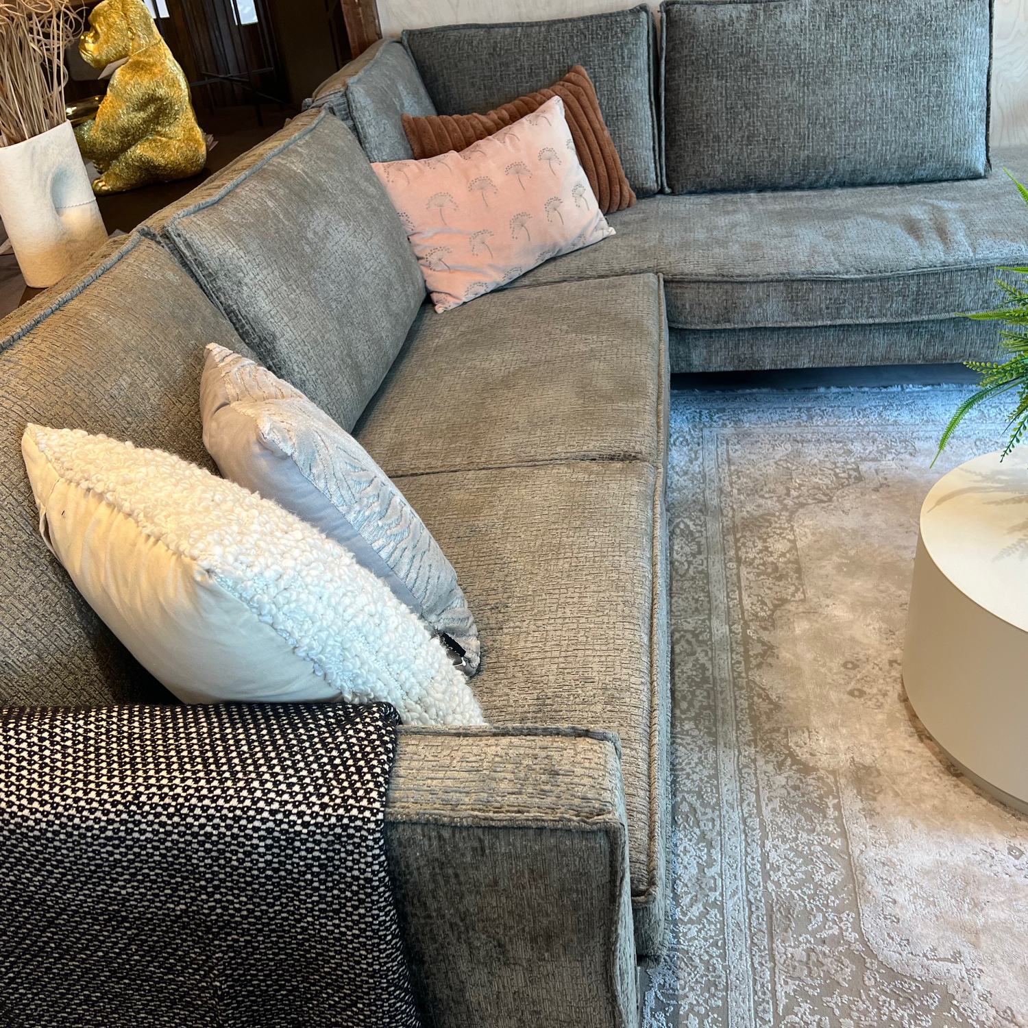 Showroommodel, zelf afhalen! Rodeo Hoekbank Rechts Structure Velvet Frost