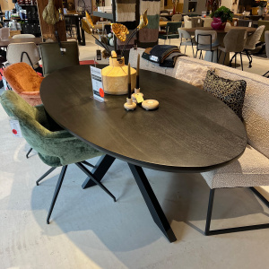 Showroommodel, zelf afhalen!  Eettafel Odin Ovaal 220 Zwart