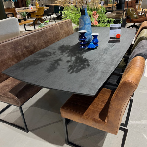 Showroommodel, zelf afhalen! Eettafel Swiss Edge 220 Mangohout Zwart 